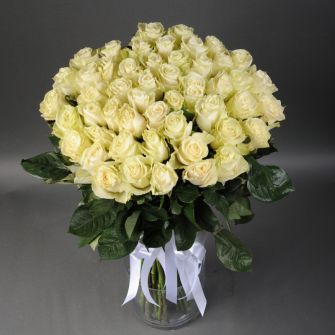 Букет 51 троянда Мондіаль