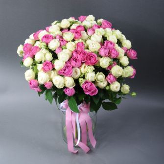 Букет із 31 троянди спрей Сноу Ворлд і Місті Бабблз
