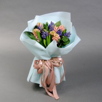 Букет-комплімент з гіацинтами "Акварель"