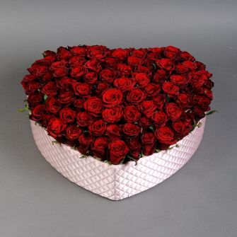 Розовая коробка "Сердце"
