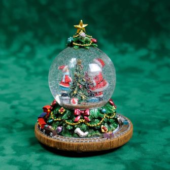 Santa's musical ball with a train of 18 cm