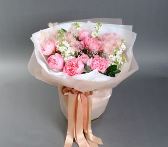 Bouquet of peonies "Pink"