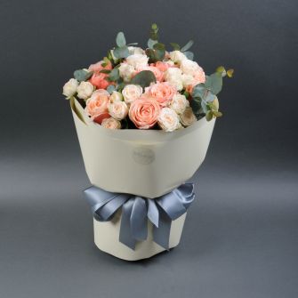 Букет троянд Кахала і Софі спрей