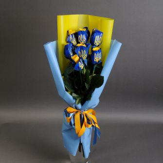 Букет троянд з тризубом "Слава Україні"