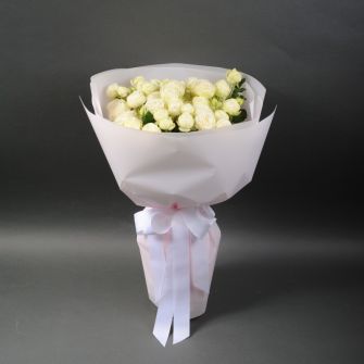 Букет з 9 троянд Сноу Волд