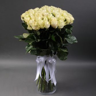 Букет 55 троянд Мондіаль