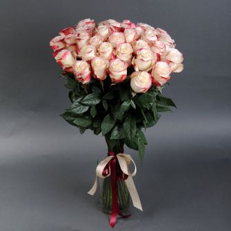 Букет із 35 троянд Світнесс
