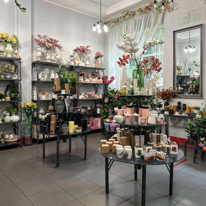 Флористичний салон «Камелія» Дж. Маккейна